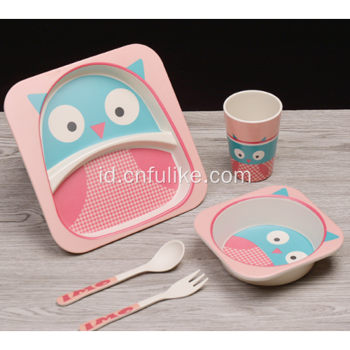 Set Makan Malam Warna Cerah Anak 5